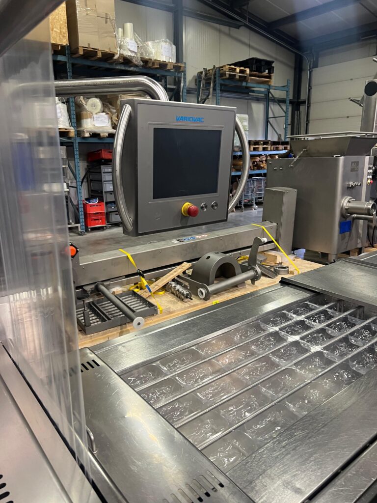 2015 Variovac Primus thermoformer in stock at STC Food Solutions – photo 9