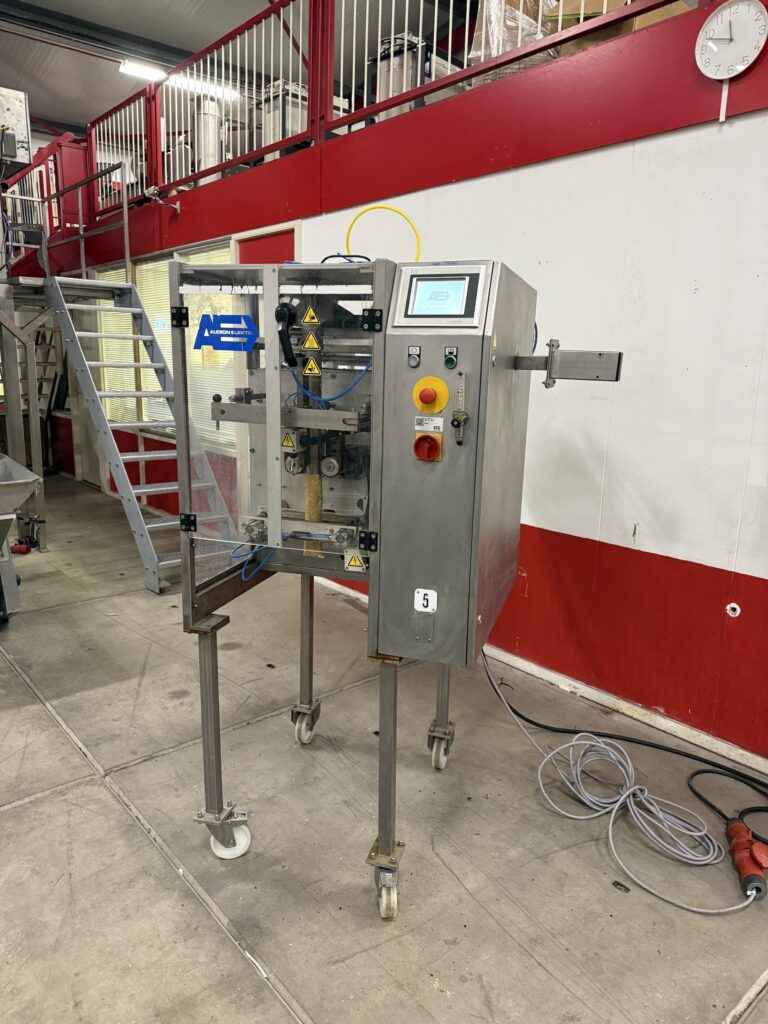 Audion vertical form fill seal machine – photo 1