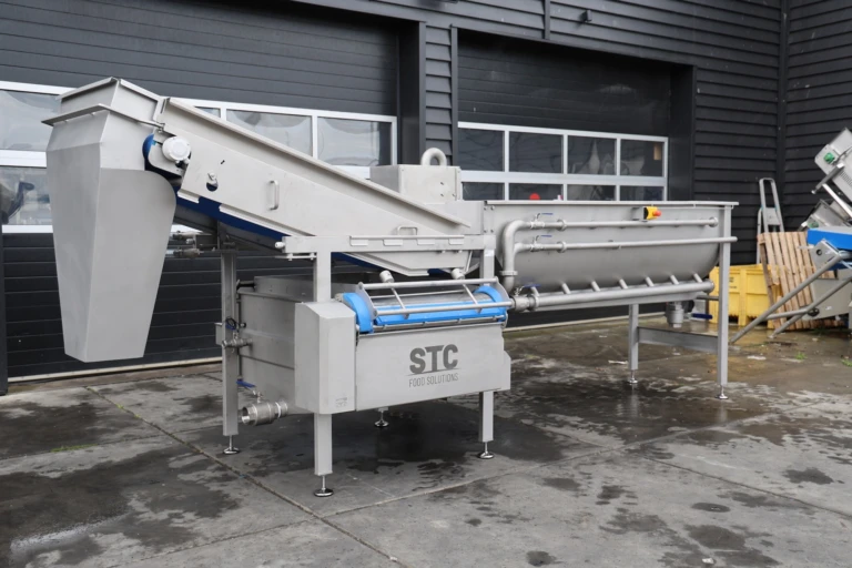 Fully refurbished Kronen GEWA 4000 vegetable washer with stainless steel infeed hopper and wash tank