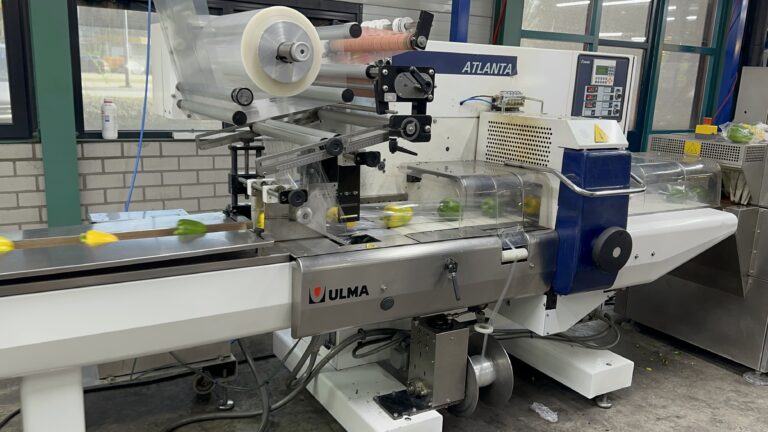 Ulma Atlanta flowpacker – 100 paprika’s per minuut
