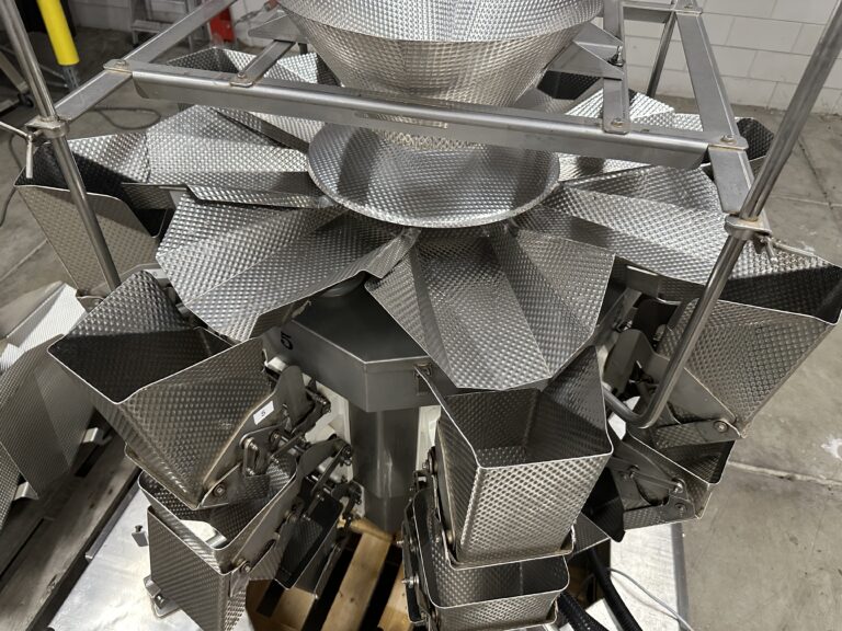 The radial feed pans of the Yamato ADW-408 seen from above