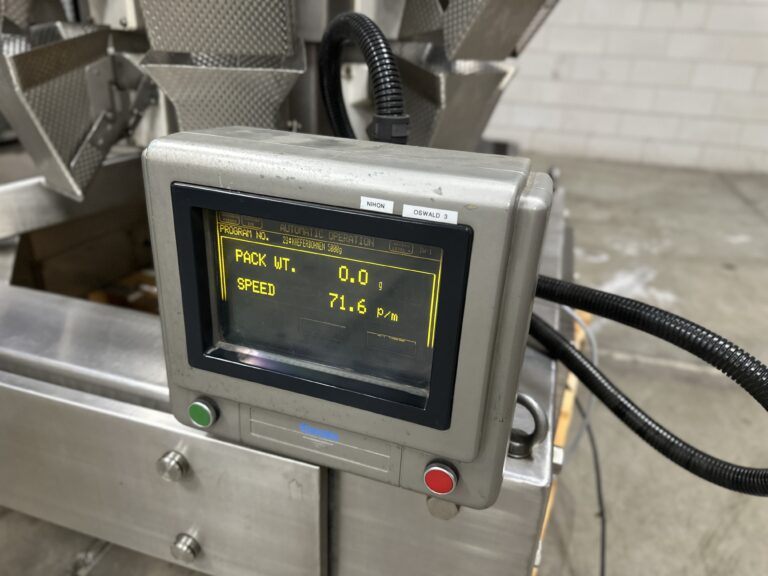 The control display showing pack weight and speed